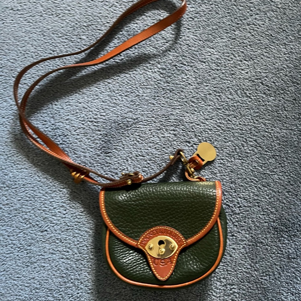 D and b bag